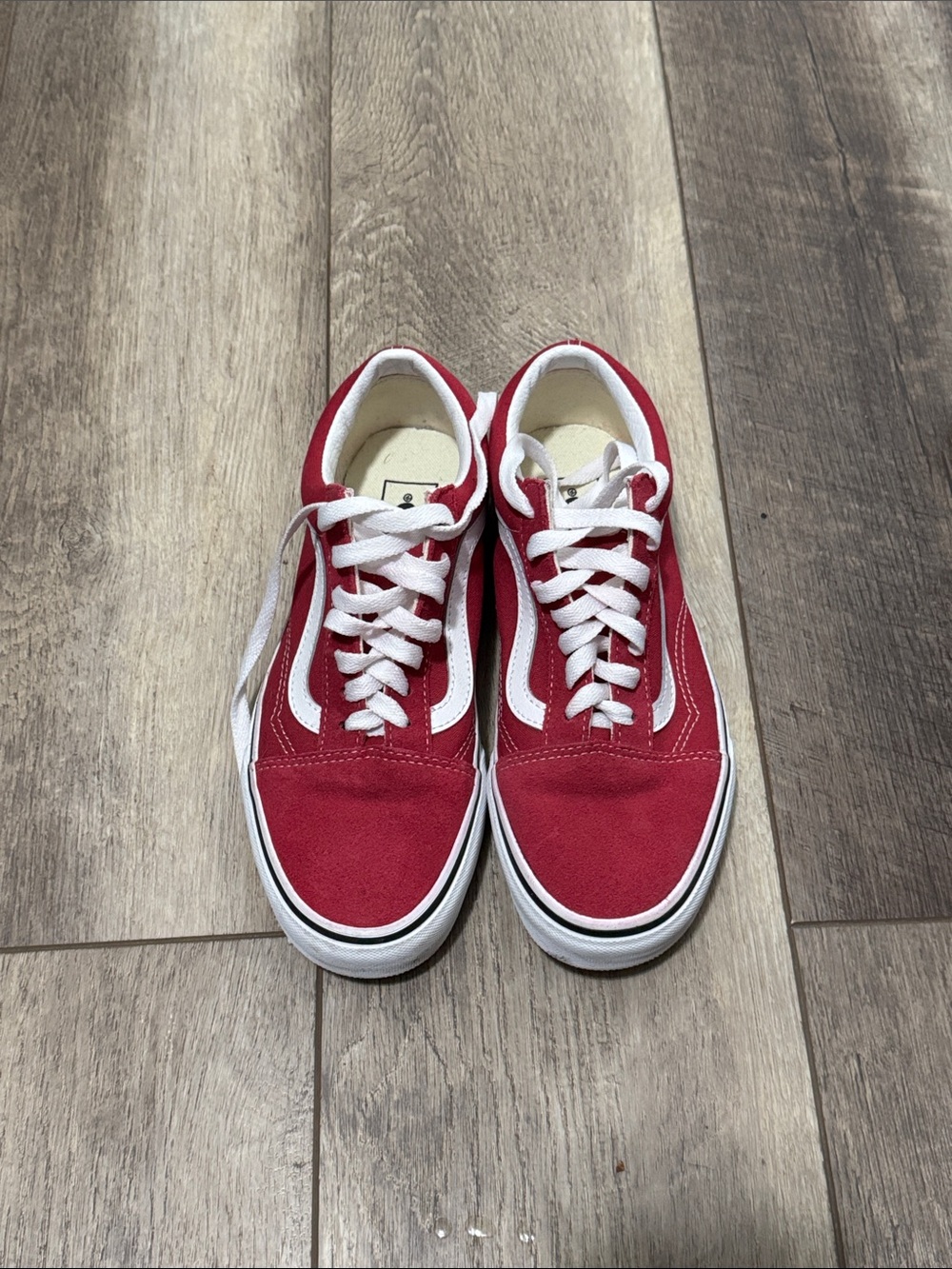 Vans magenta &white. Suede